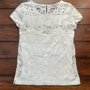 Beautiful Banana Republic White Lace Tee